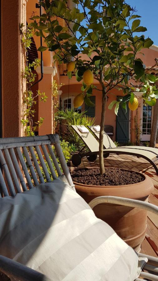 Pierres Blanches Bed and Breakfast Cotignac Εξωτερικό φωτογραφία