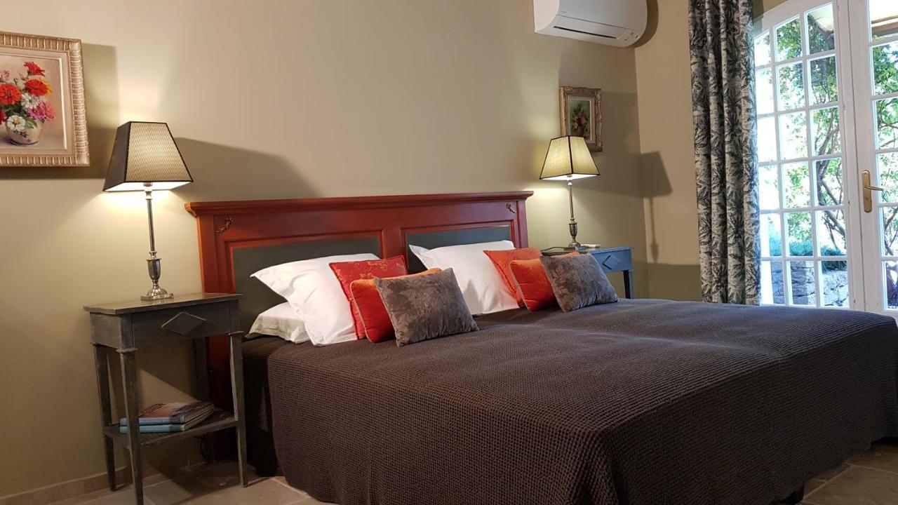 Pierres Blanches Bed and Breakfast Cotignac Εξωτερικό φωτογραφία