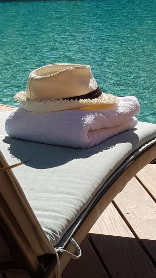 Pierres Blanches Bed and Breakfast Cotignac Εξωτερικό φωτογραφία